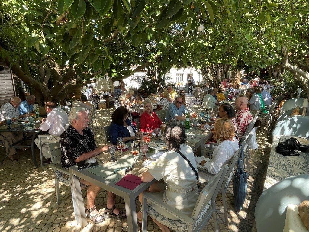 Lunch under the trees