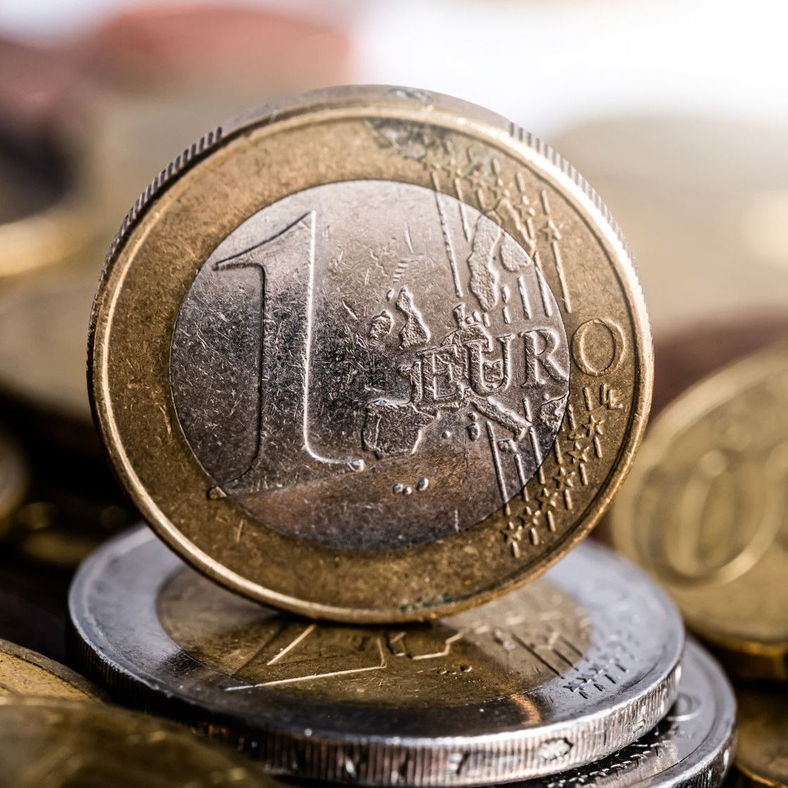 €1 coin worth more than €1000 - The Portugal News