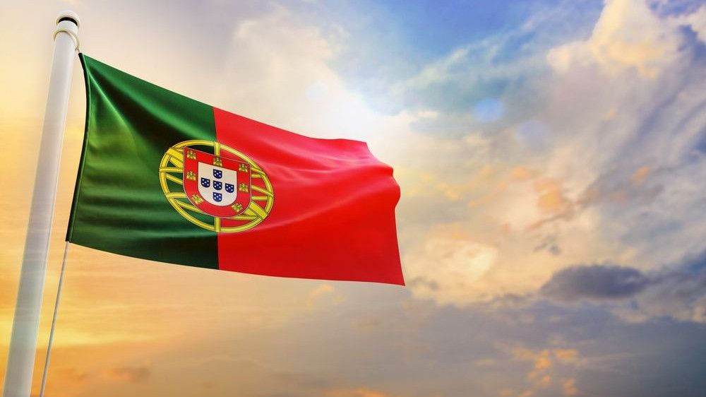 Experts are calling for calm amid speculation around potential proposed changes to Portugal's citizenship timelines