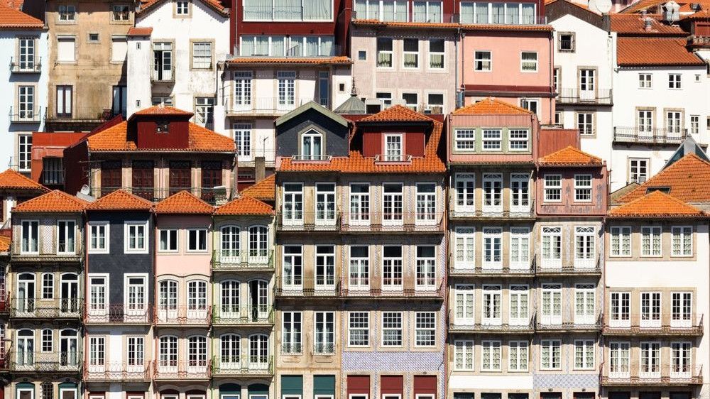 Portugal's GDP rose by 2.4% year-on-year, according to Statistics Portugal