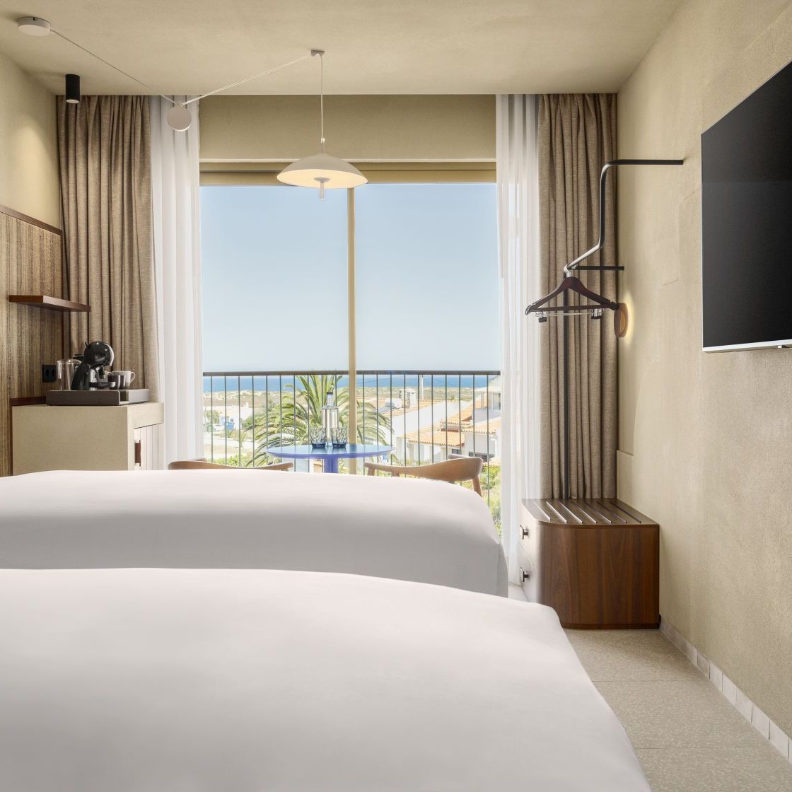 Amarello Hotel Praia Santo Andre, Tapestry Collection by Hilton opened its doors in July 2025th 