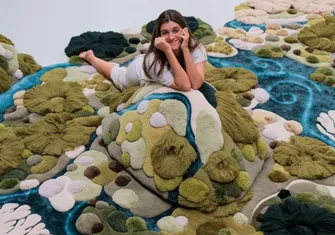 The ocean in her hands