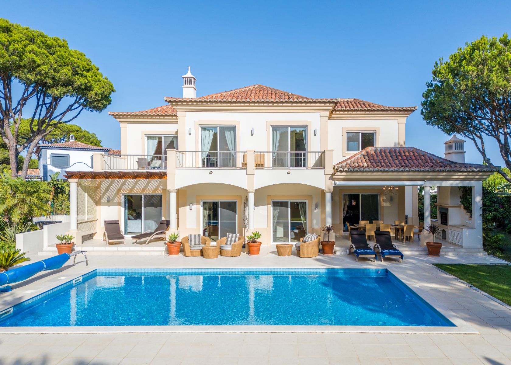 Property pf the Week: Stunning 4-bedroom located in the prestigious Vila Sol resort