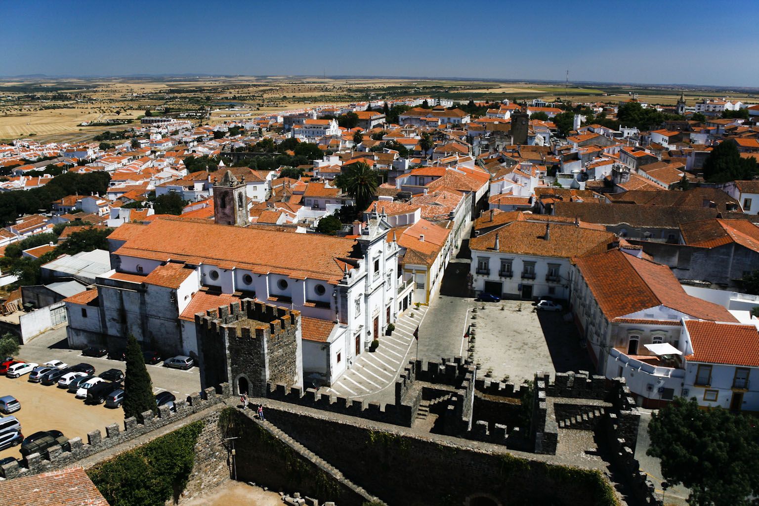 Investing in culture buildings in Portugal