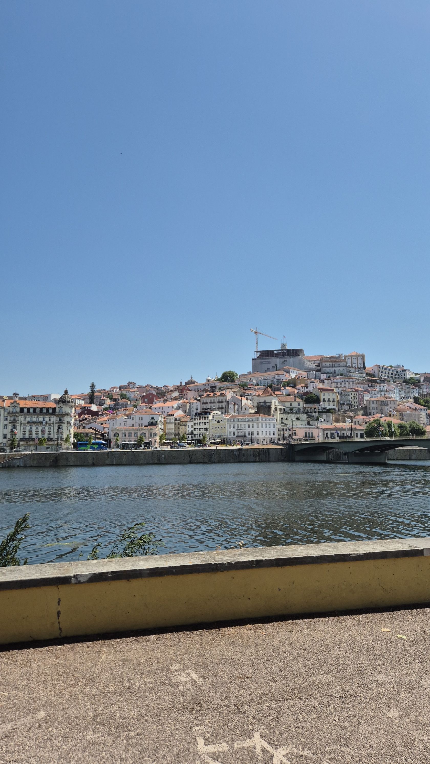 From the Coast to the Interior: The New Geography of Investment in Portugal