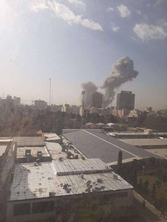 Government warns Portuguese citizens in Iran