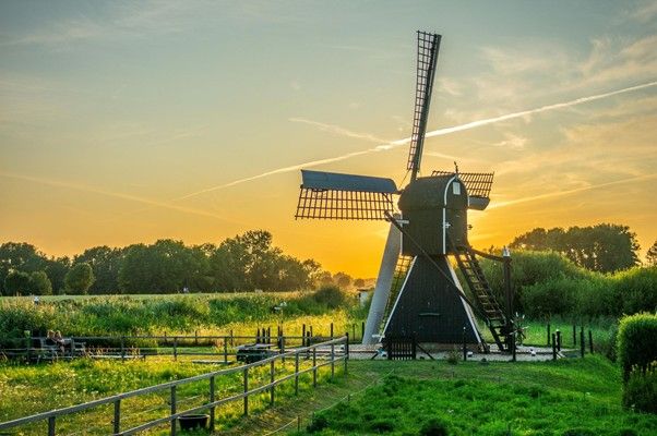 Netherlands remains practical option for mobile EU workers