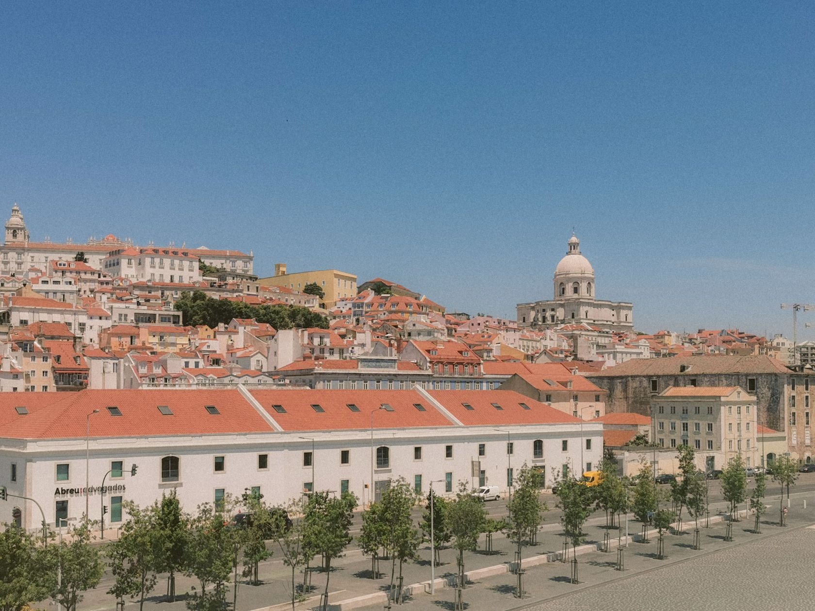 Number of asylum applications falls in Portugal