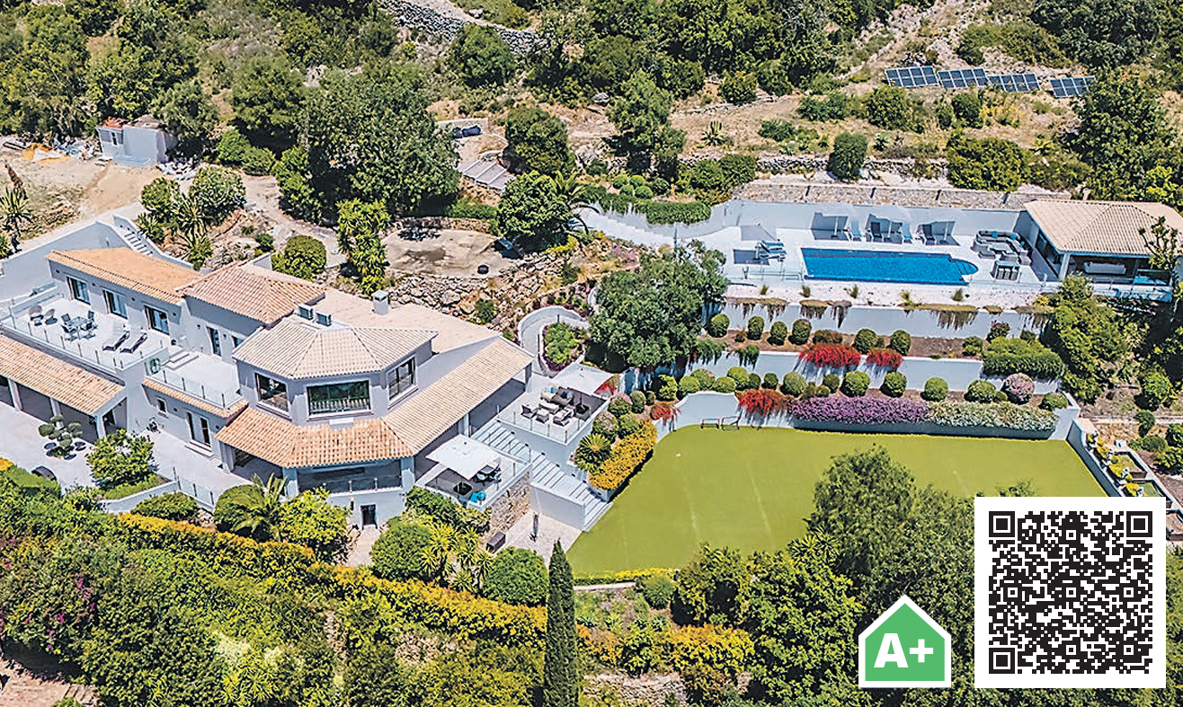 Property of the Week: A New Landmark in Luxury, Overlooking the Central Algarve Coastline