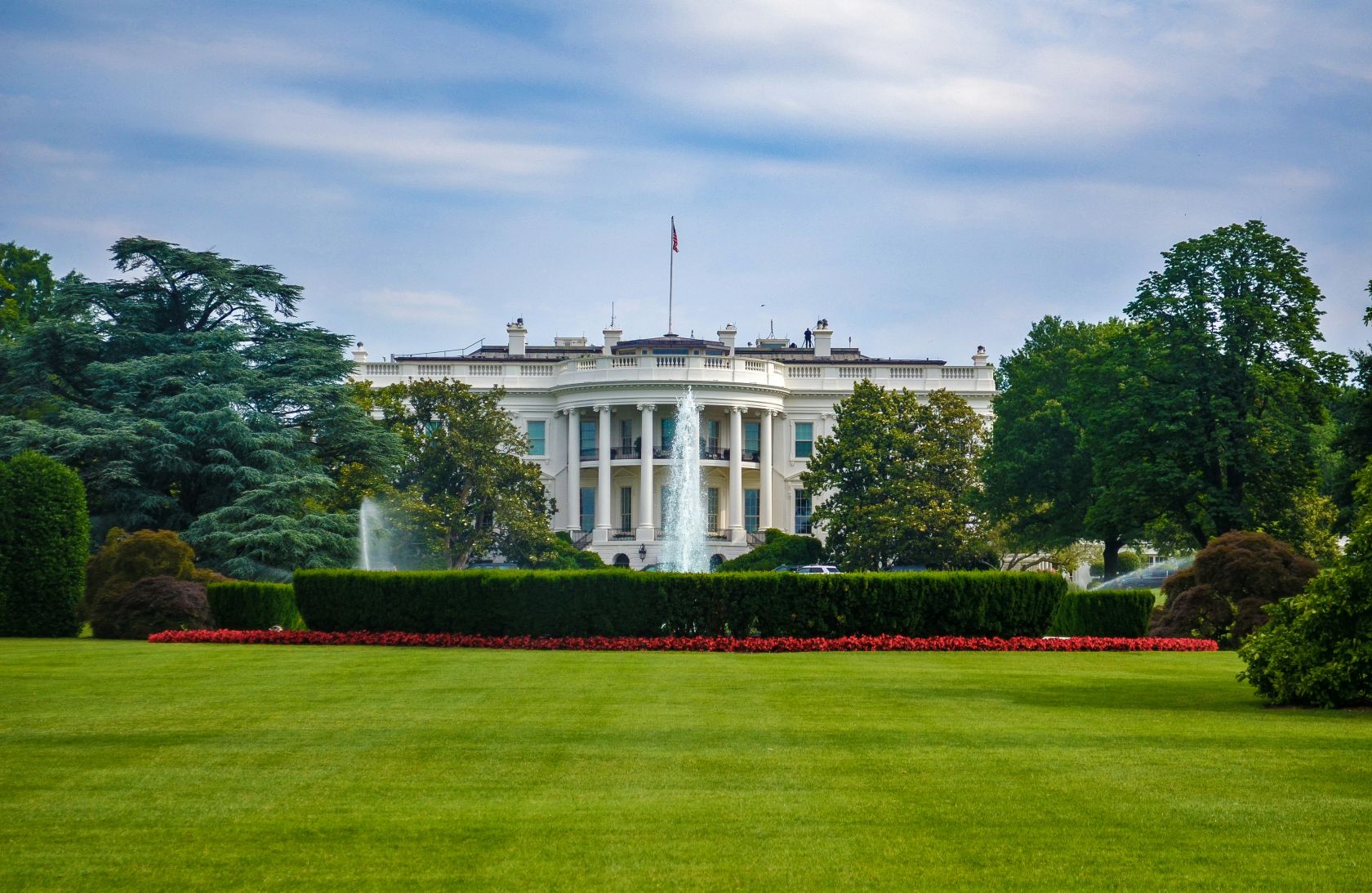 Trump verklaart dat het staakt-het-vuren met Iran is beëindigd