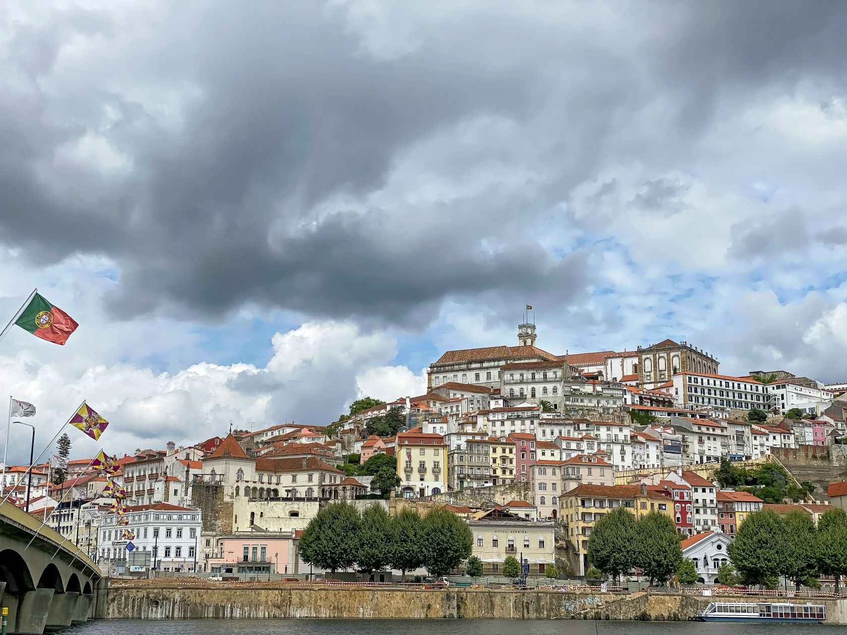 New maternity hospital in Portugal is set to move forward in Coimbra