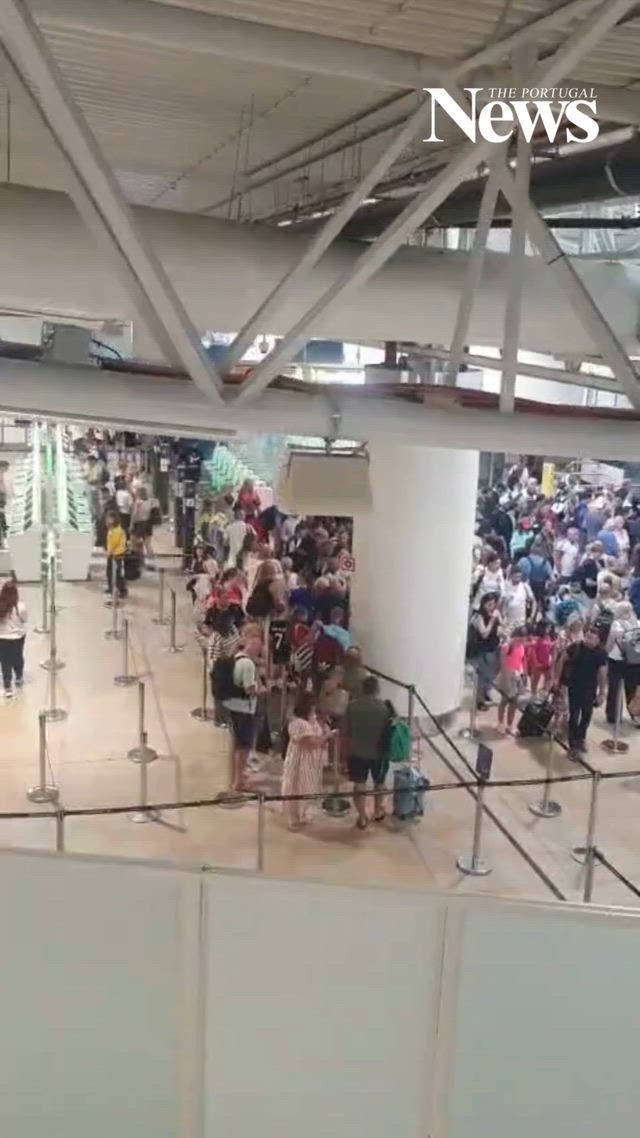 Faro Airport Departures at 8:40am: Passport Control Cleared in Just 10 Minutes