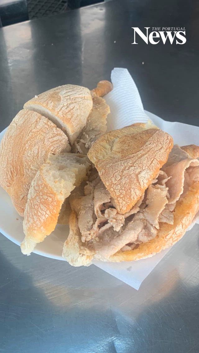 A Tasquinha do Xico das Bifanas: A Taste of Tradition at Armação de Pêra Market