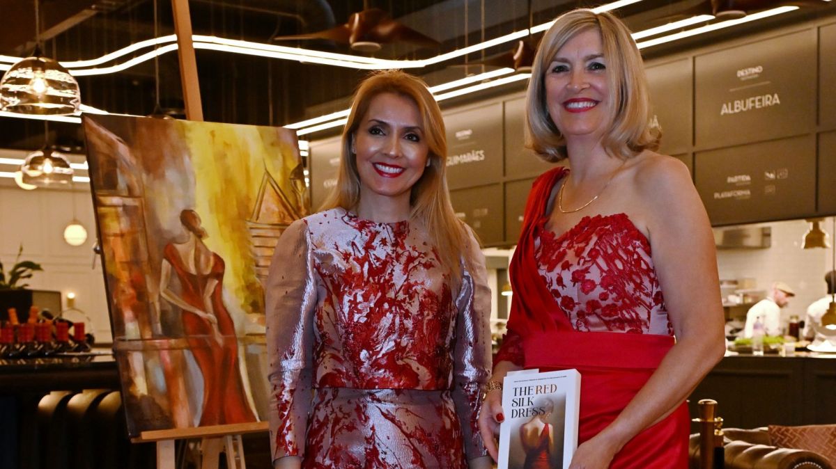 Natalie Turner and Catarina Castanho at the Lisbon launch of The Red Silk Dress.