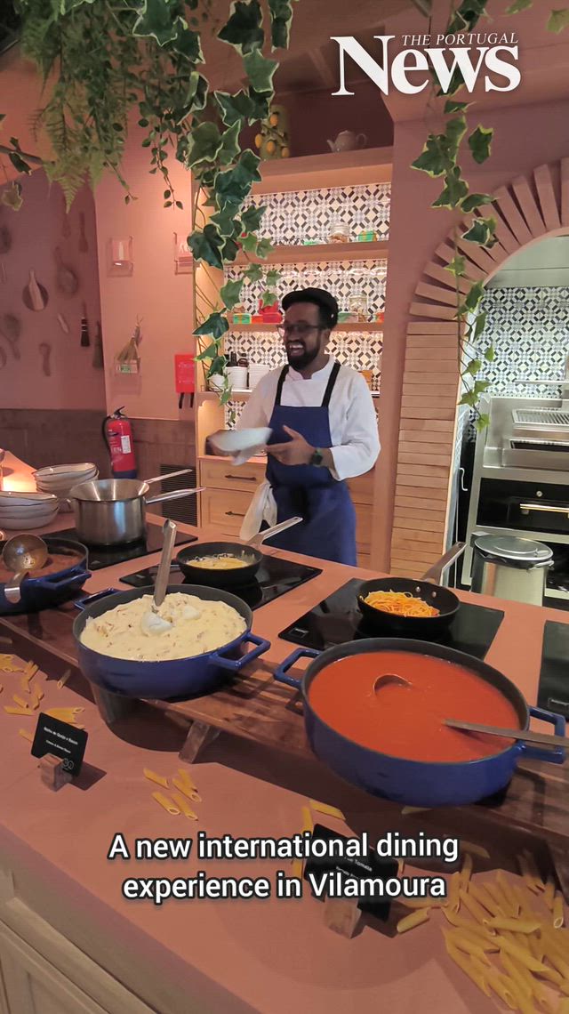 We tried Vilamoura's new world-inspired dinner nights