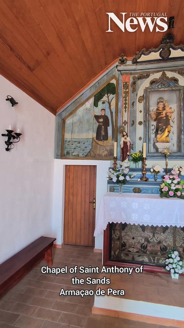 A little chapel by the sea in Armação de Pêra