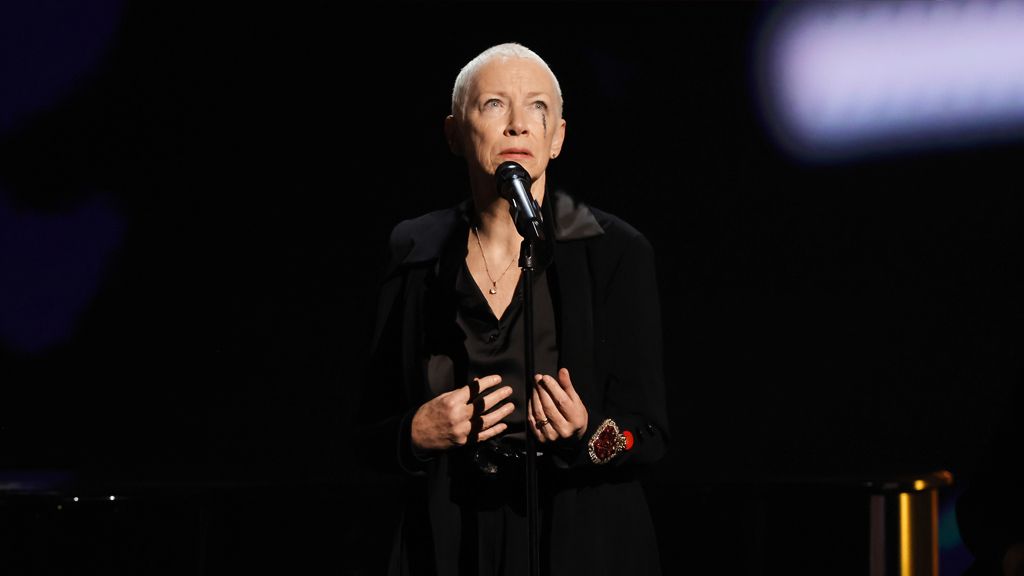 Sinead O'Connor & Shane McGowan Honoured at Grammys - Vimarsana News