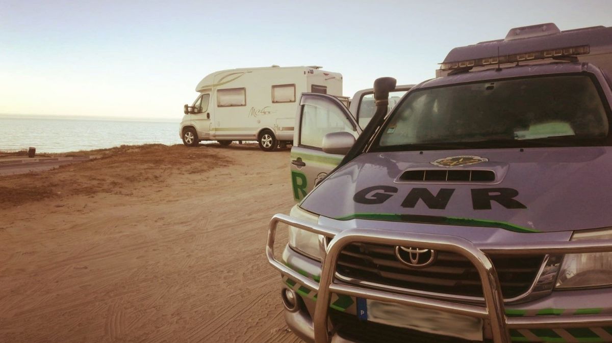 Motorhomers given 24 hours to adopt new rules